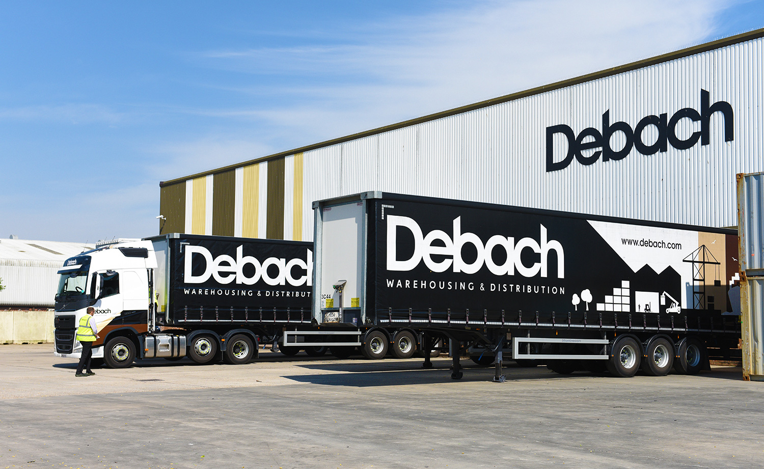 Debach lorries being loaded